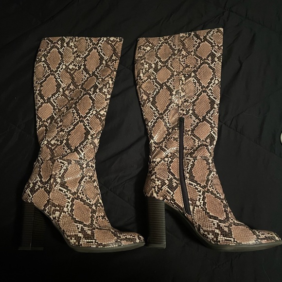 A New Day (Target) - Size 9 Snake Skin Boots - Picture 1 of 6